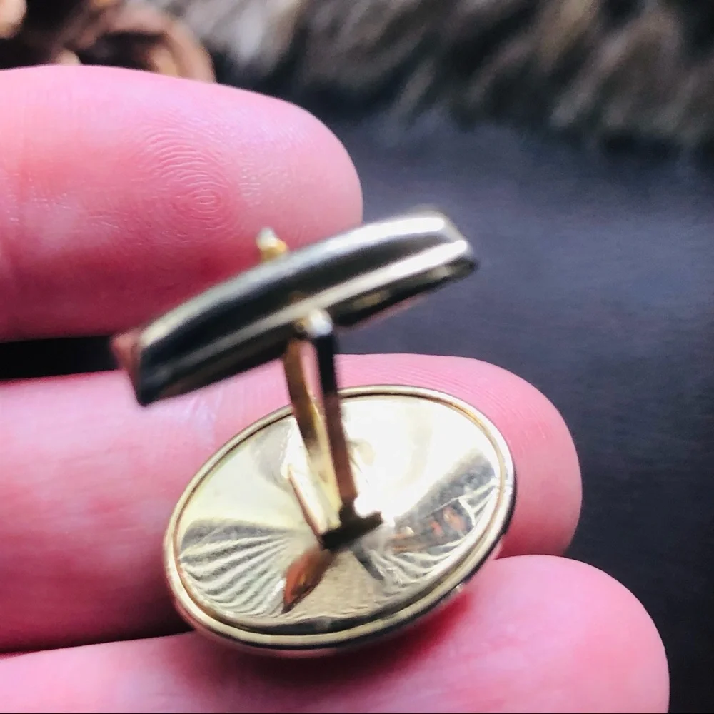 Vintage mid century Sarah Coventry oval black lucite cuff links